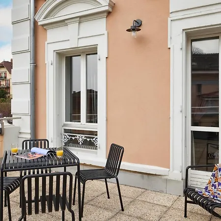 Base - Contactless Check In Losanna