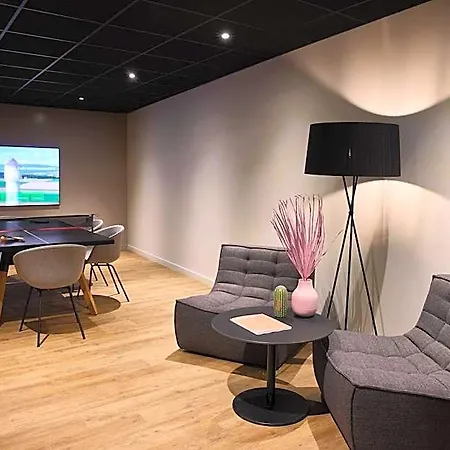 Base - Contactless Check In Apartmanhotel