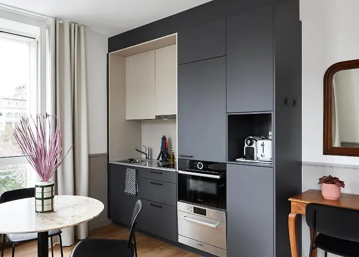 Base - Contactless Check In 4* Losanna