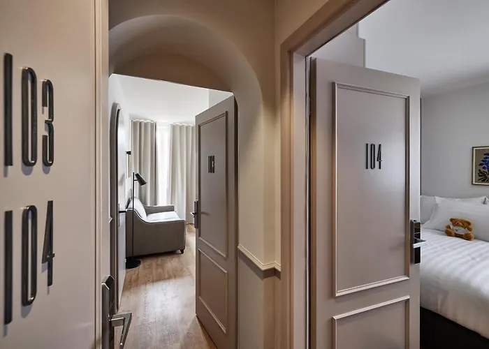 Base - Contactless Check In