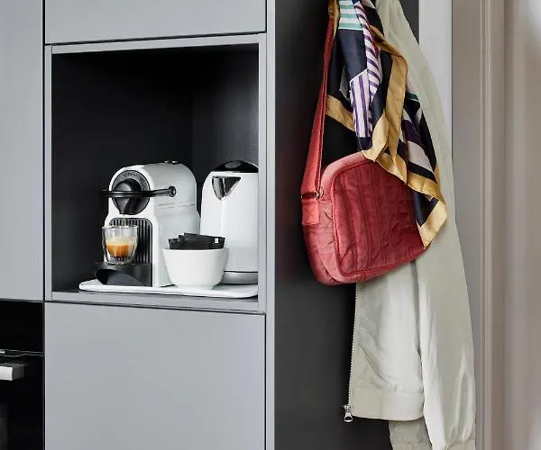 Base - Contactless Check In Aparthotel