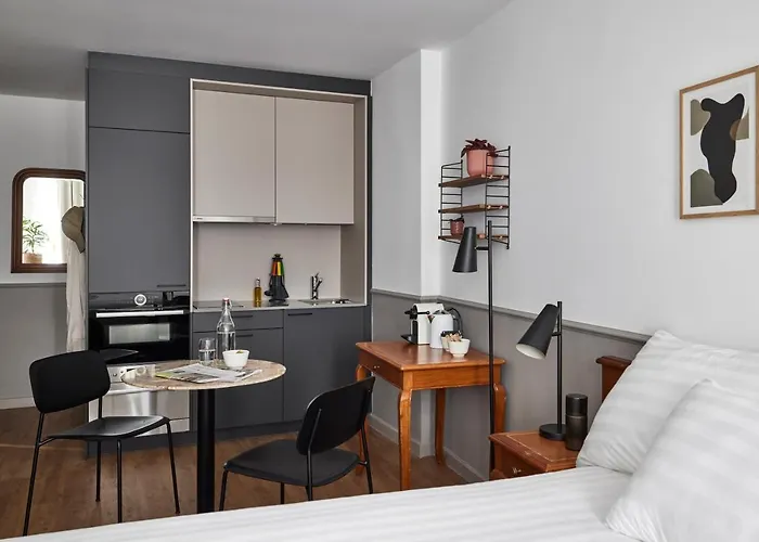 Base - Contactless Check In Aparthotel Losanna