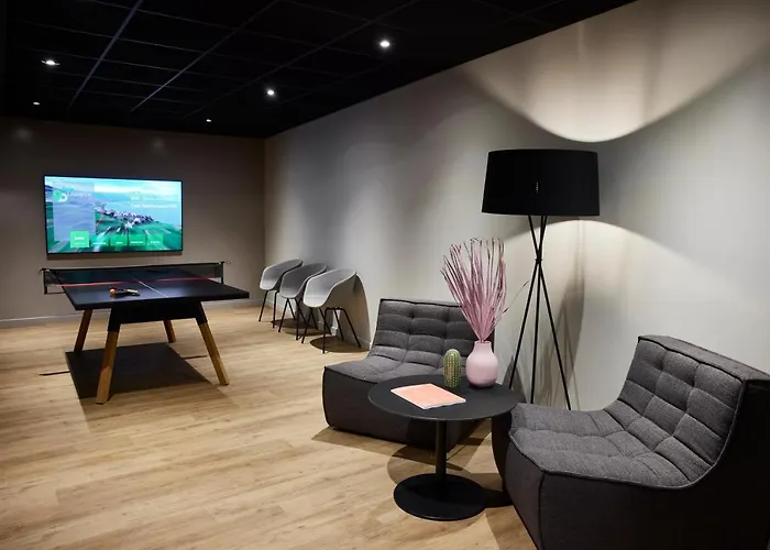 Apartahotel Base - Contactless Check In